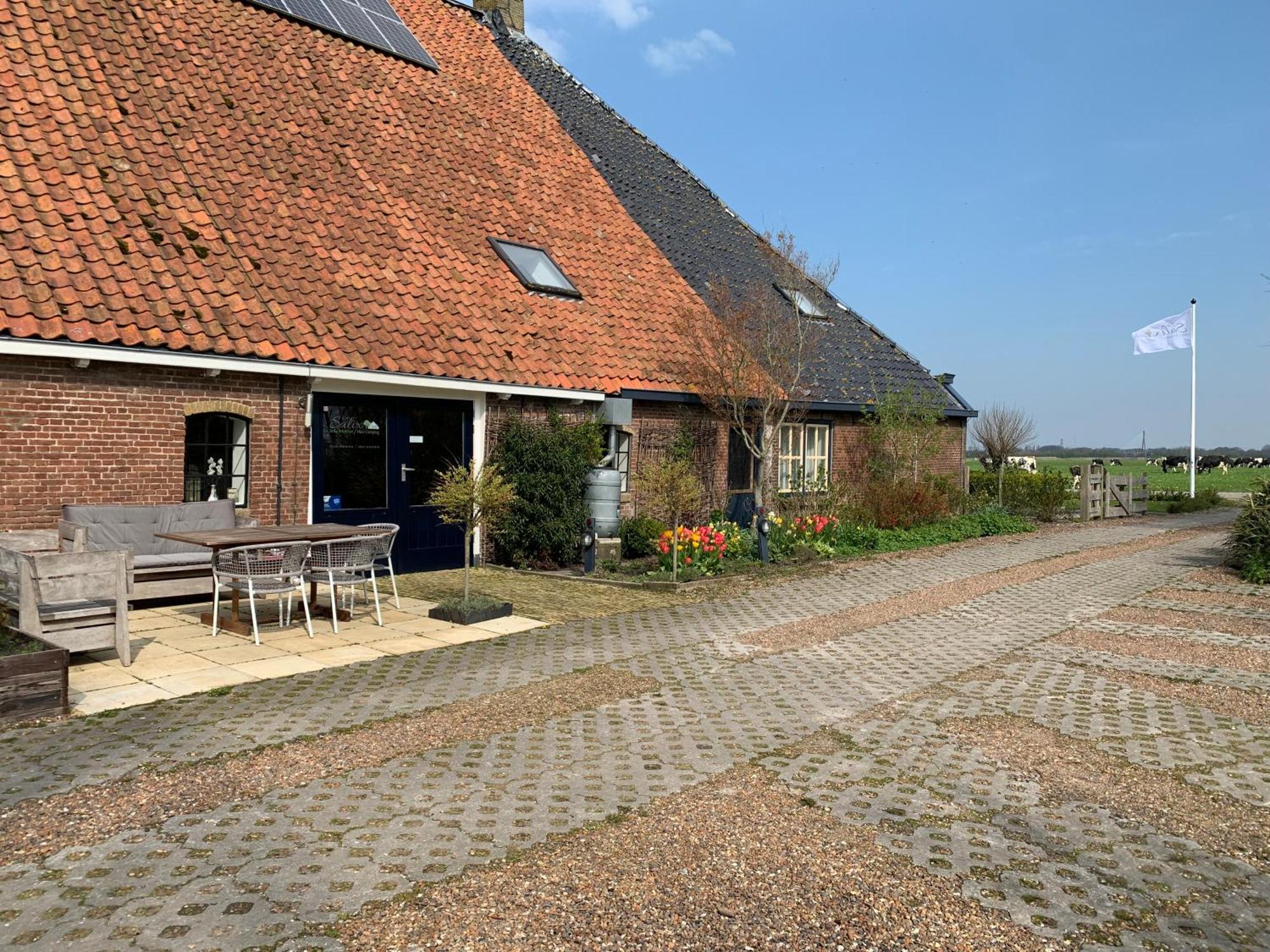 Bed And Breakfast De Salix Hitzum Eksteriør bilde