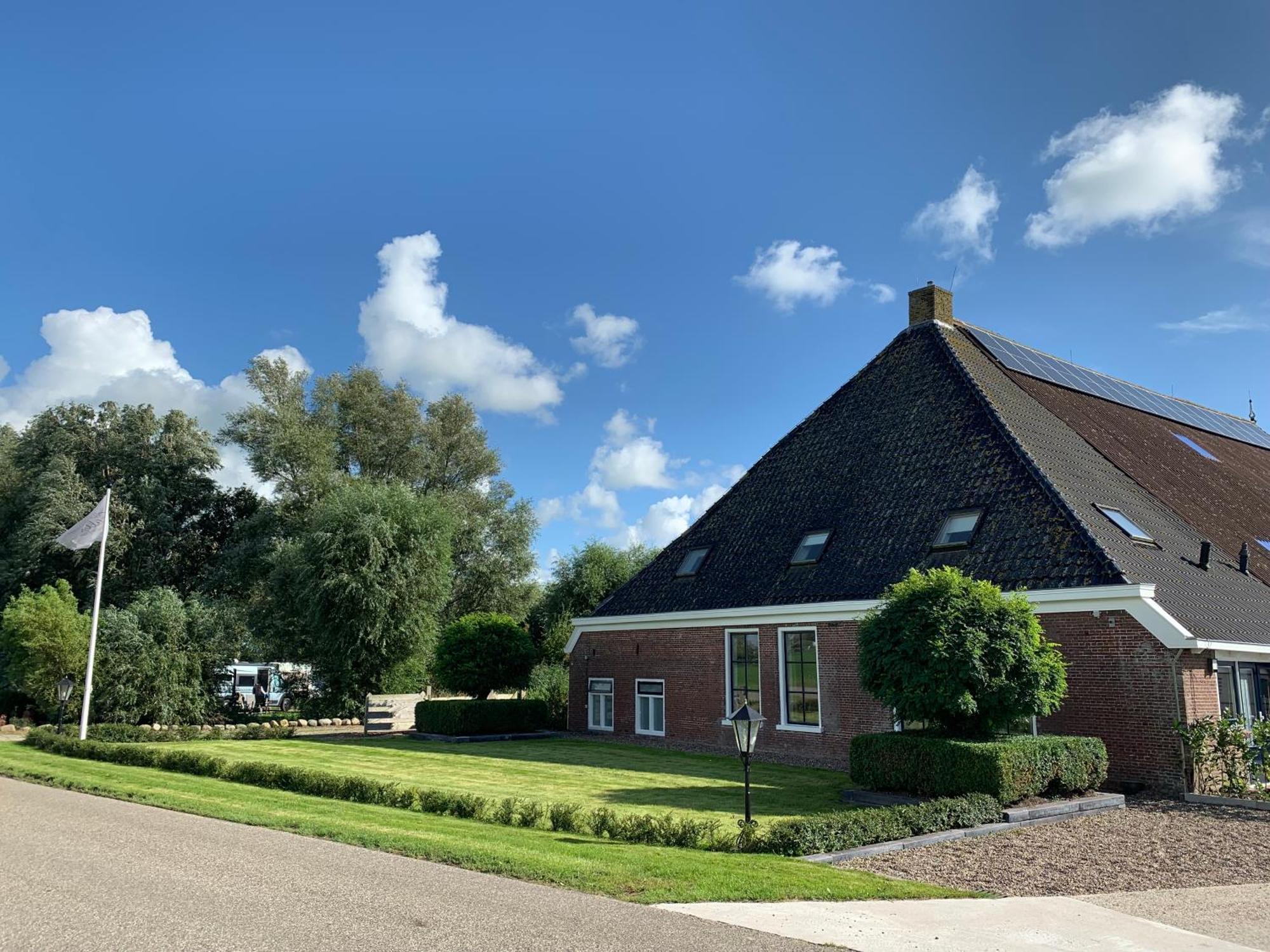 Bed And Breakfast De Salix Hitzum Eksteriør bilde