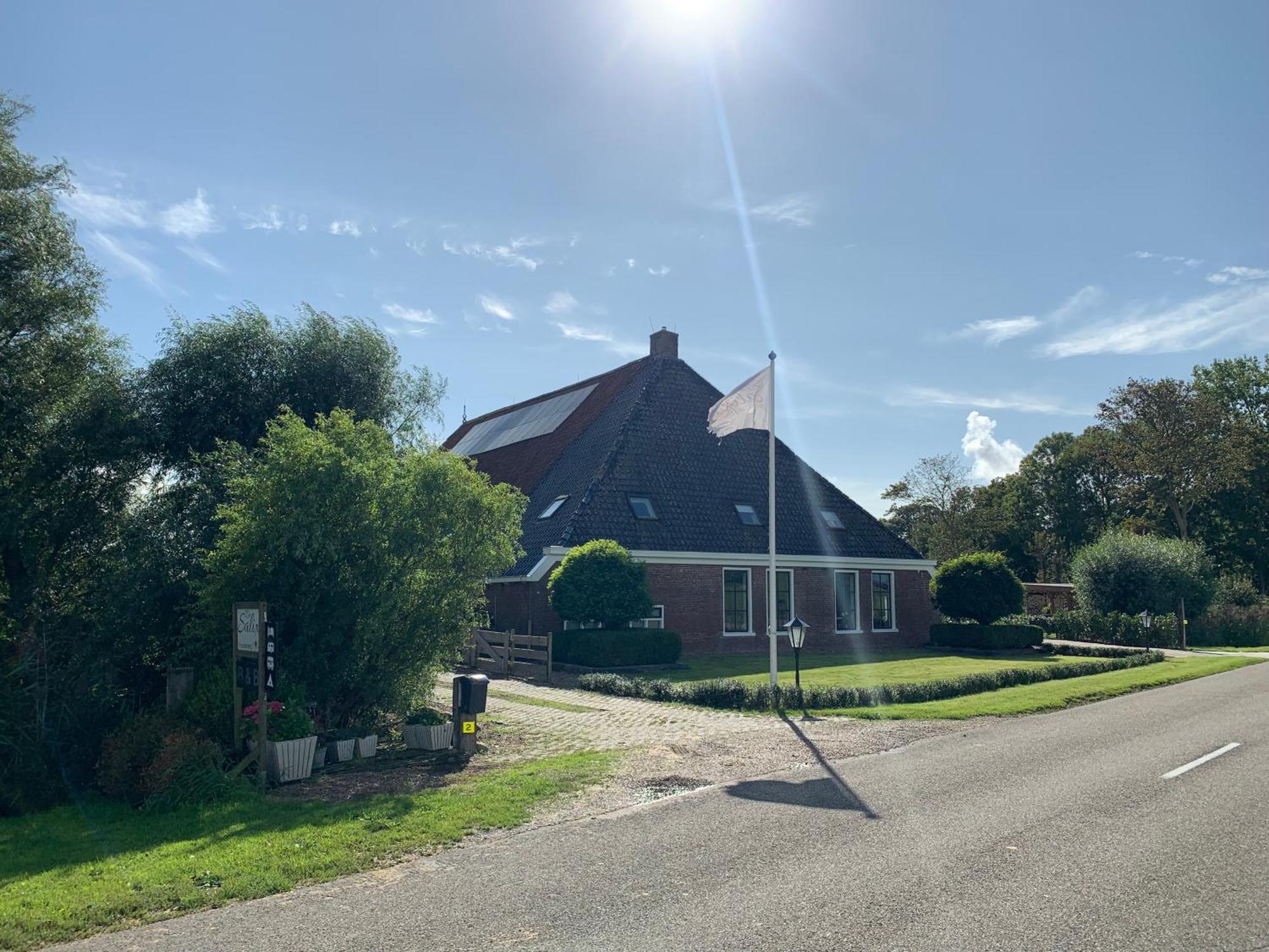 Bed And Breakfast De Salix Hitzum Eksteriør bilde